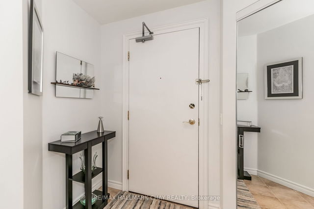 708 - 6 Toronto Street