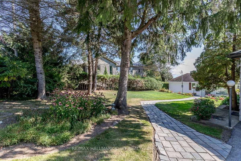 1125 Woodland Dr, Oro-Medonte, L3V 6H1 | Image 2