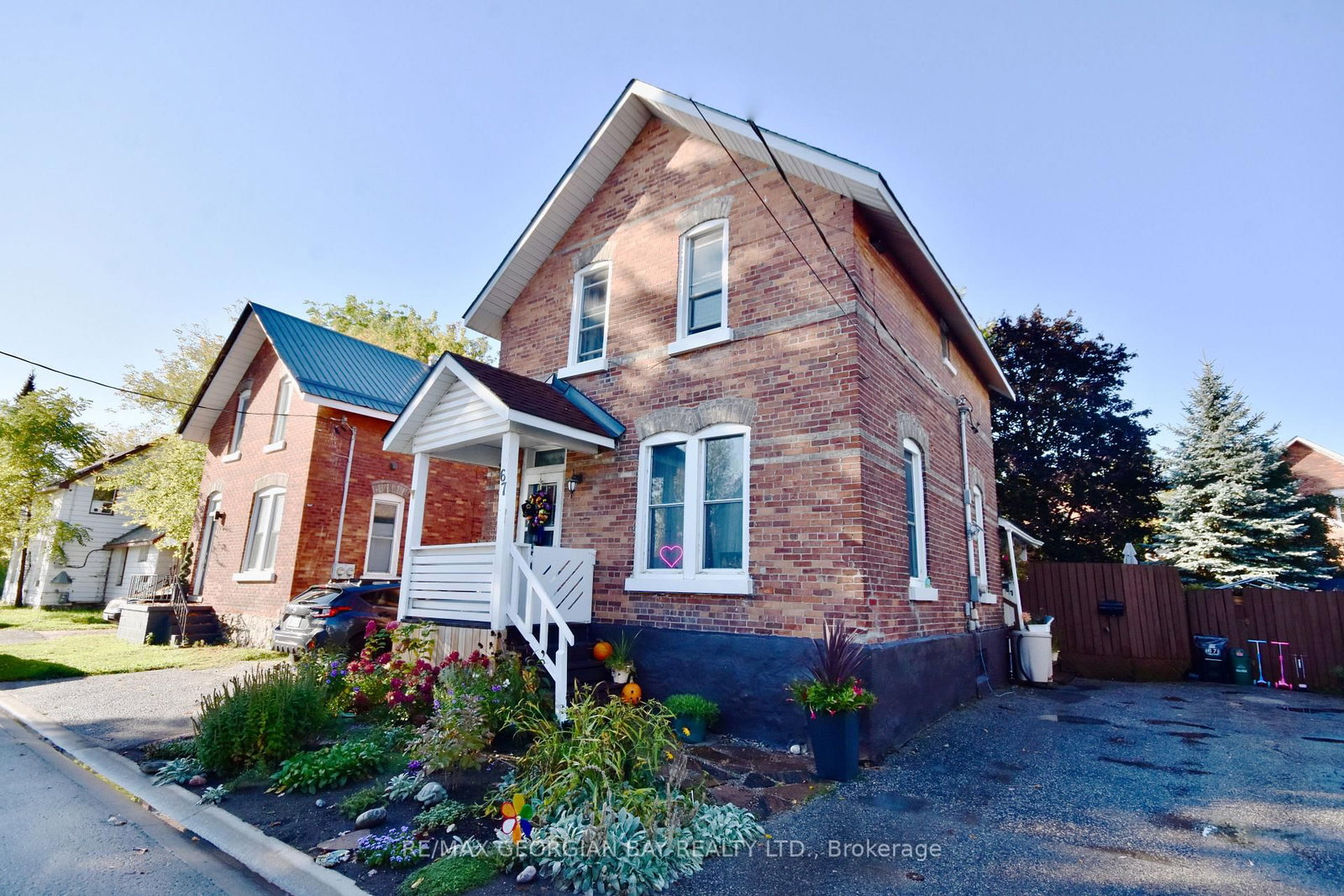 Listing Image 22