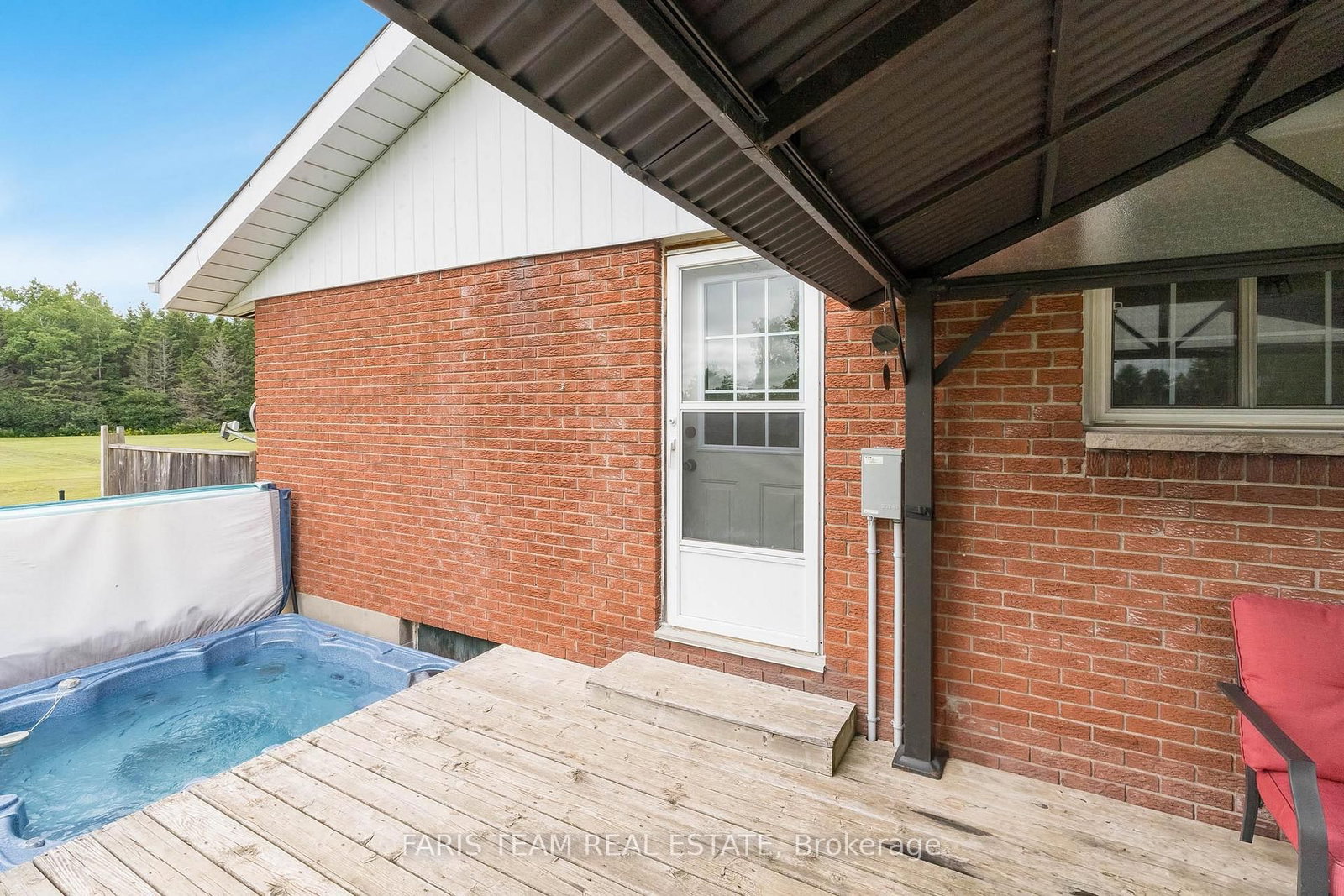Listing Image 5