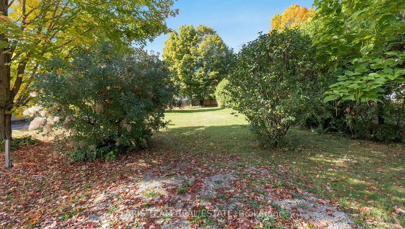 318 Palmer St, Tay, L0K 2C0 | Image 3