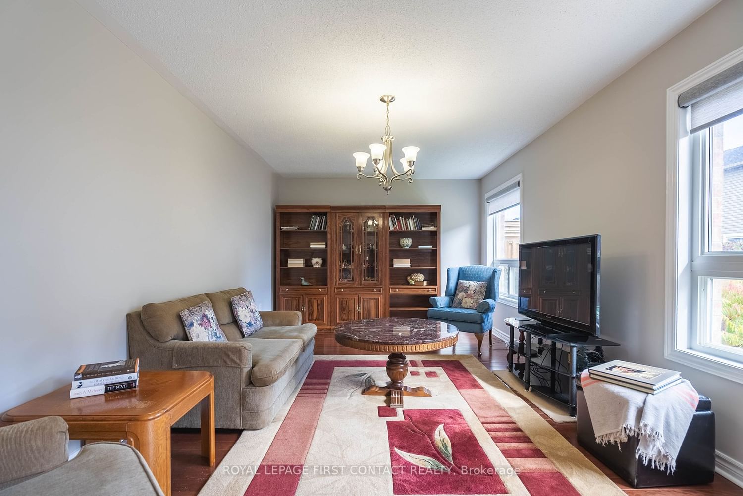 Listing Image 8