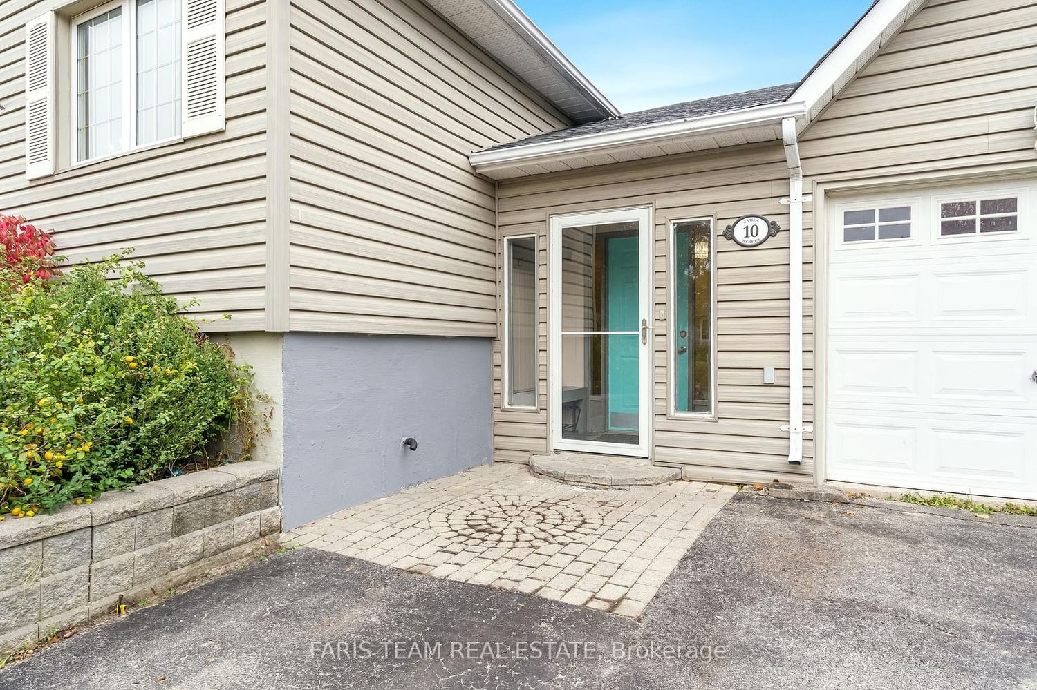 Listing Image 3