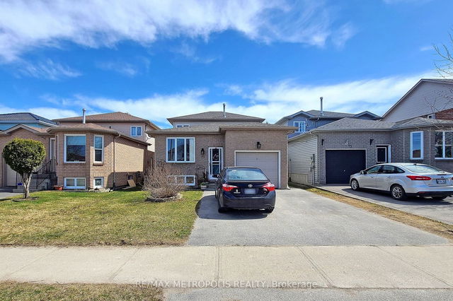 73 Downing Crescent