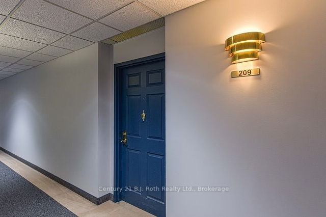 209 - 20 Museum Drive
