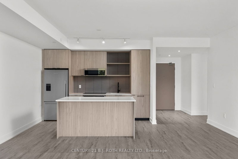 715 - 185 Dunlop St E, Barrie, L4M 1B2 | Image 3