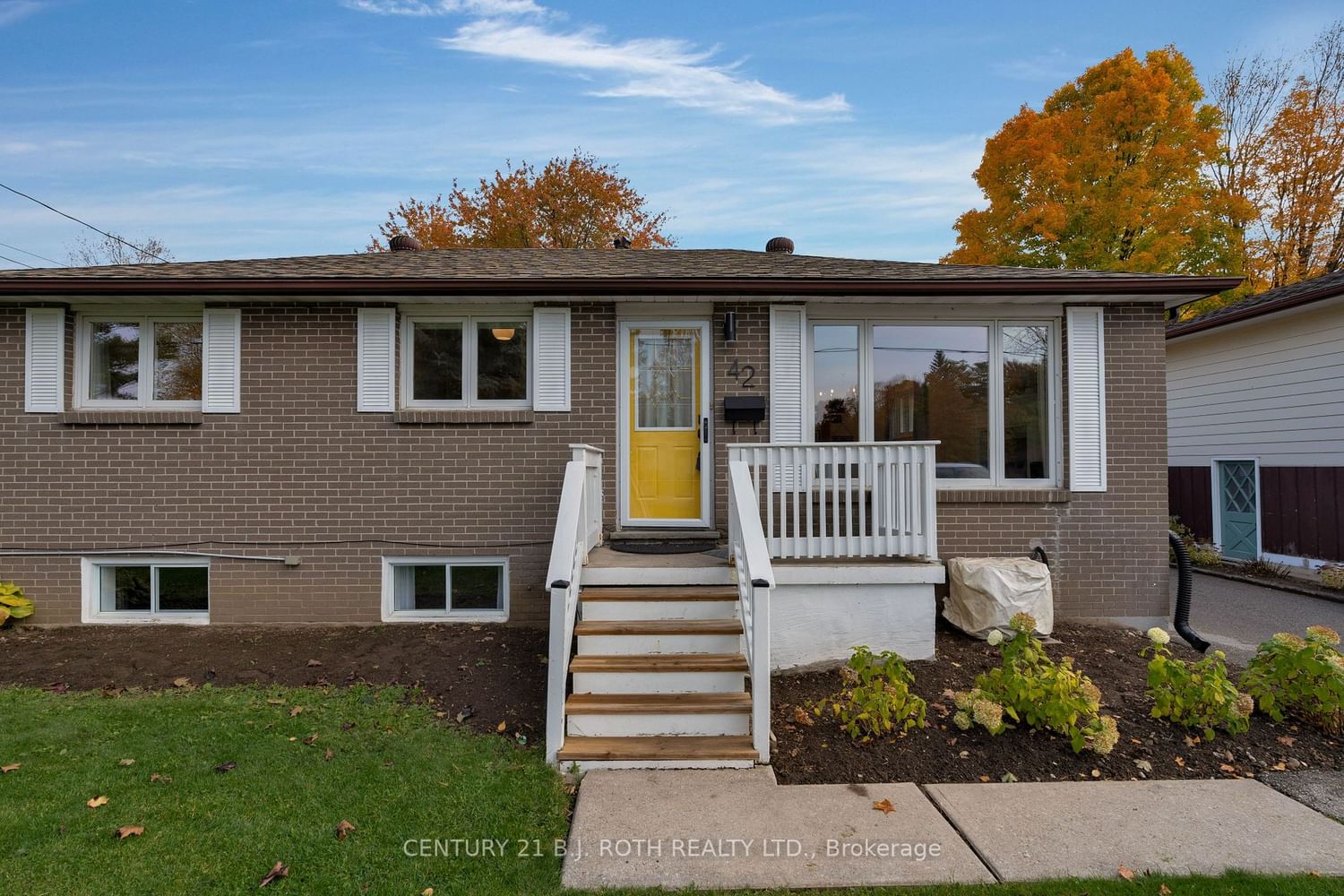 Listing Image 3