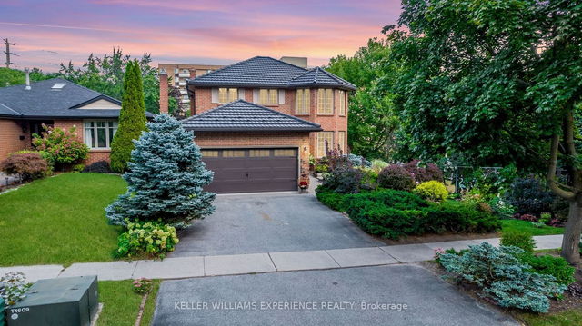 9 Layton Crescent