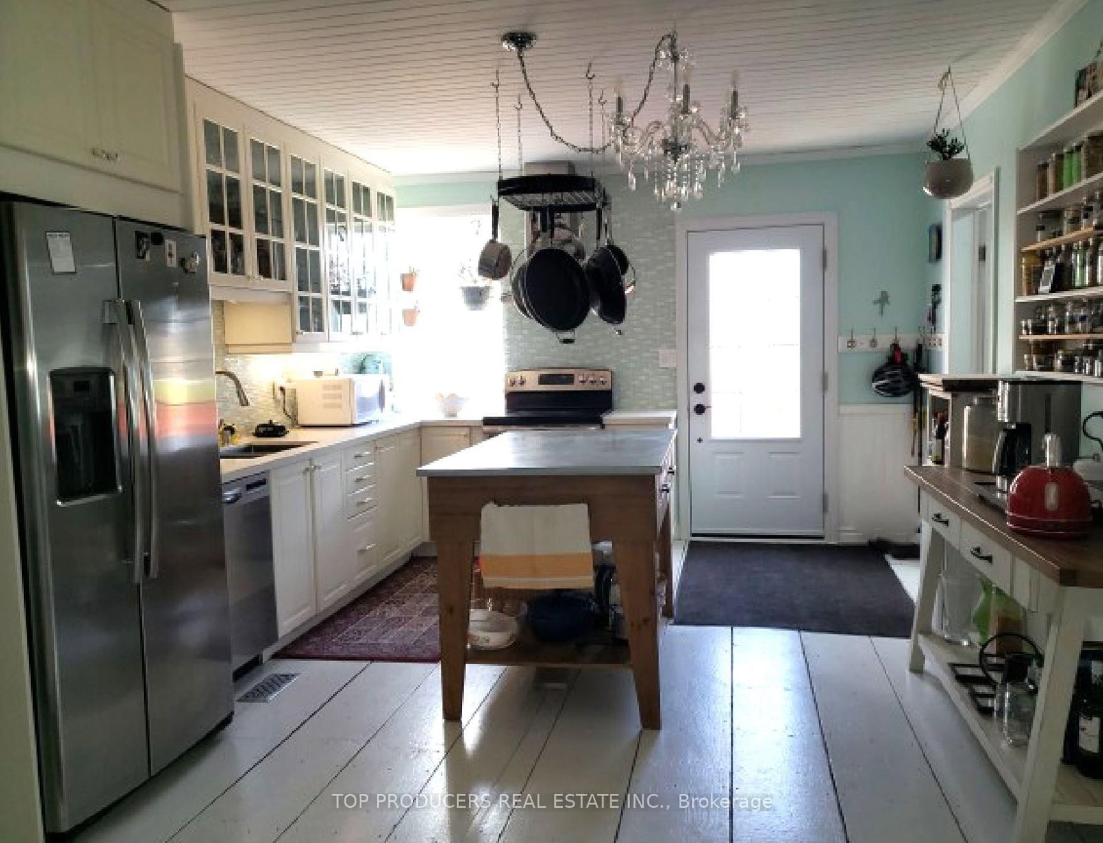Listing Image 6