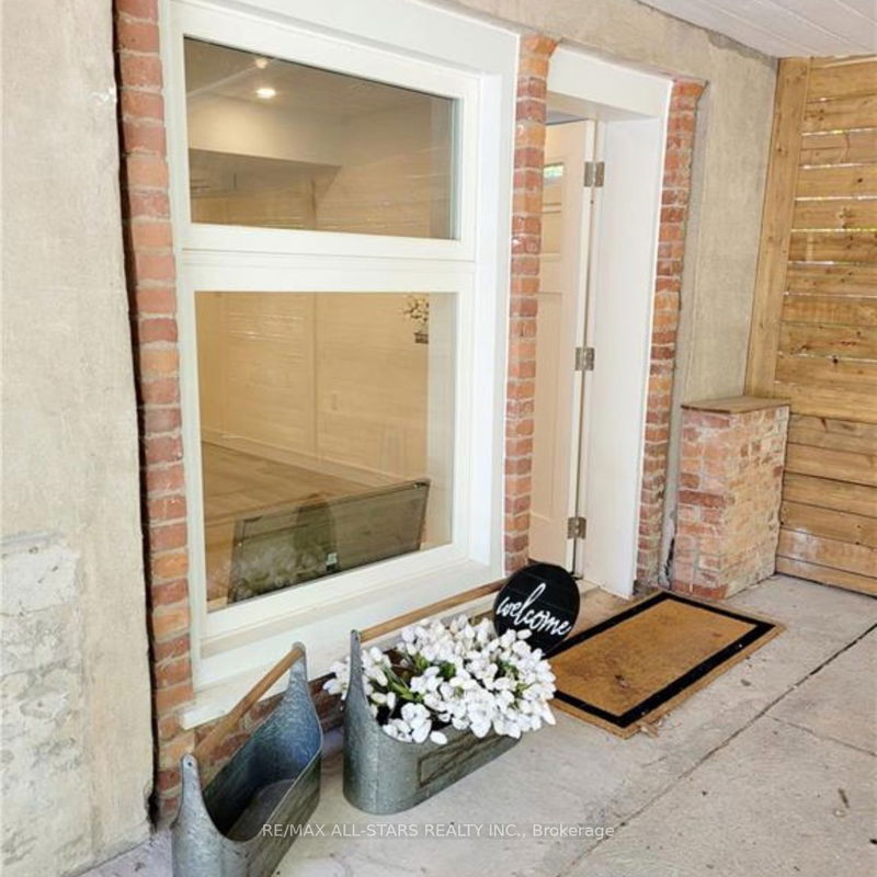 Unit Lower — 110 Codrington St, Barrie - Codrington image-0-0