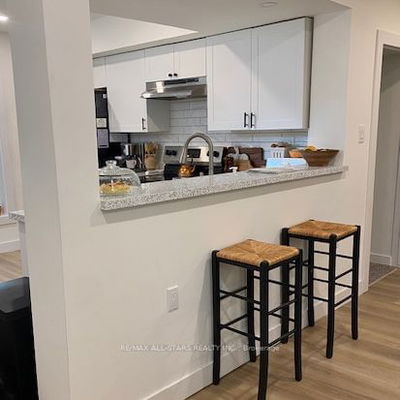 Unit Lower — 110 Codrington St, Barrie - Codrington image-0-3