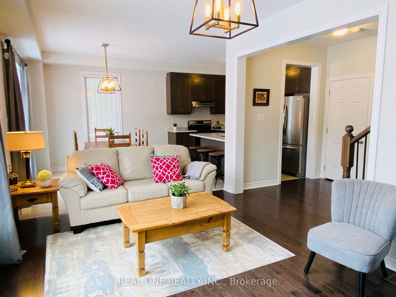 28 Kerr St, Collingwood, L9Y 4B6 | Image 3