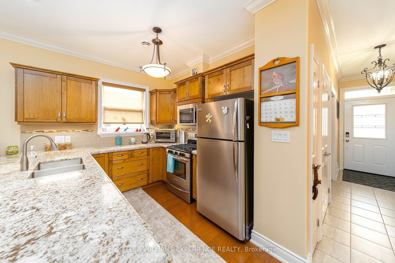 Listing Image 7