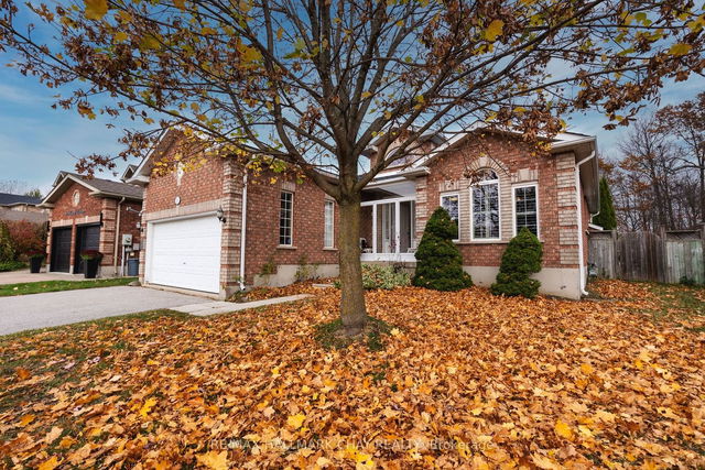 8 Kenwell Crescent