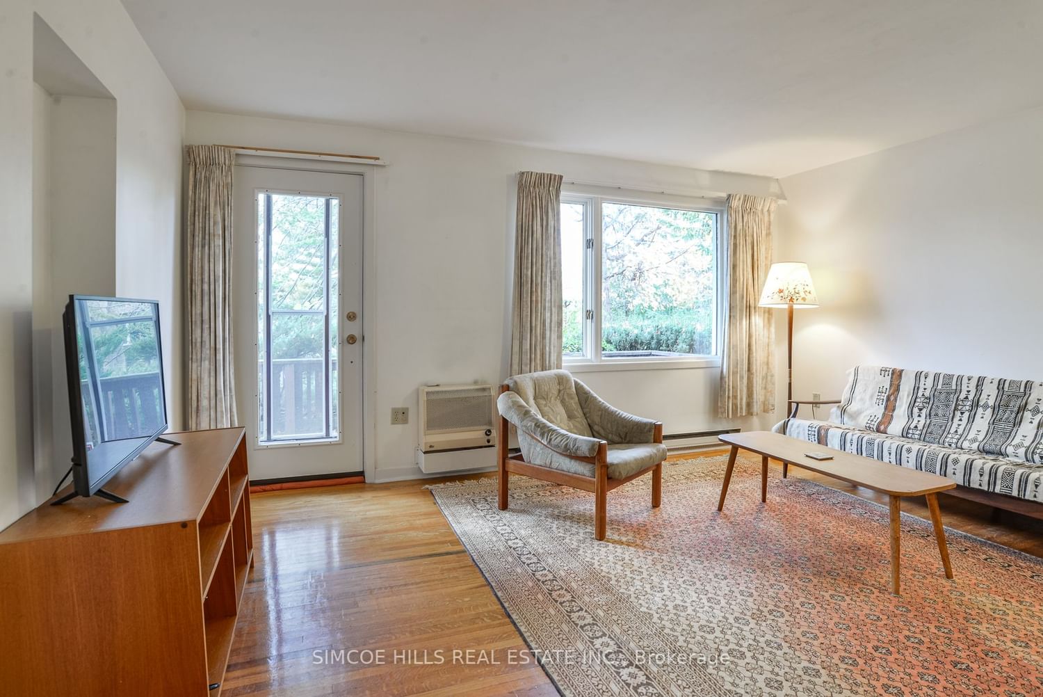 Listing Image 7