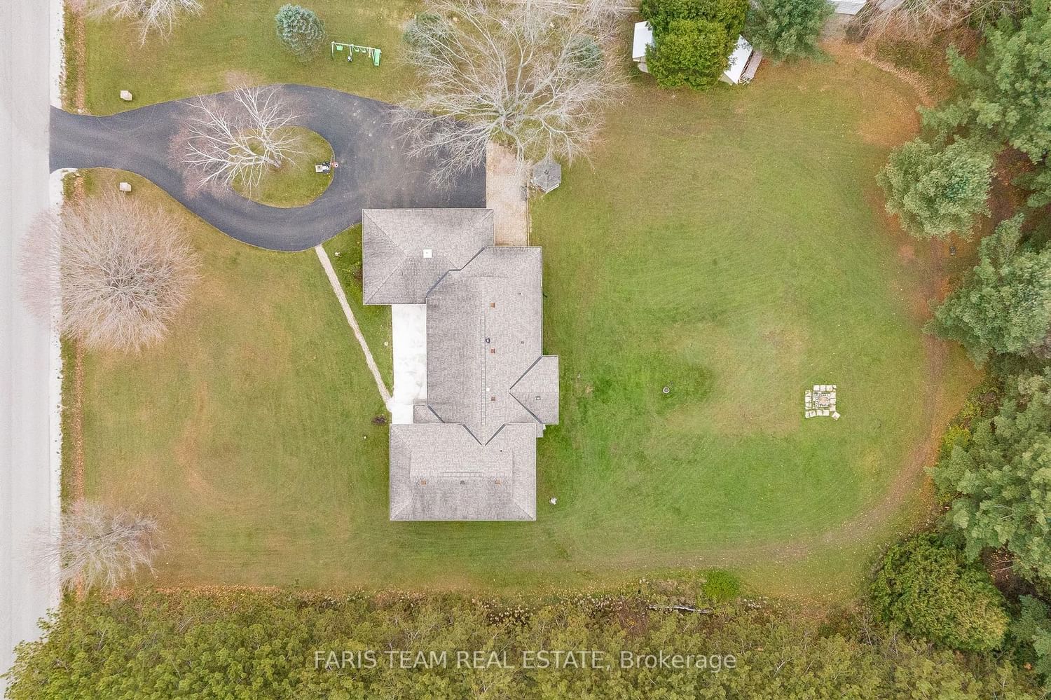 Listing Image 28