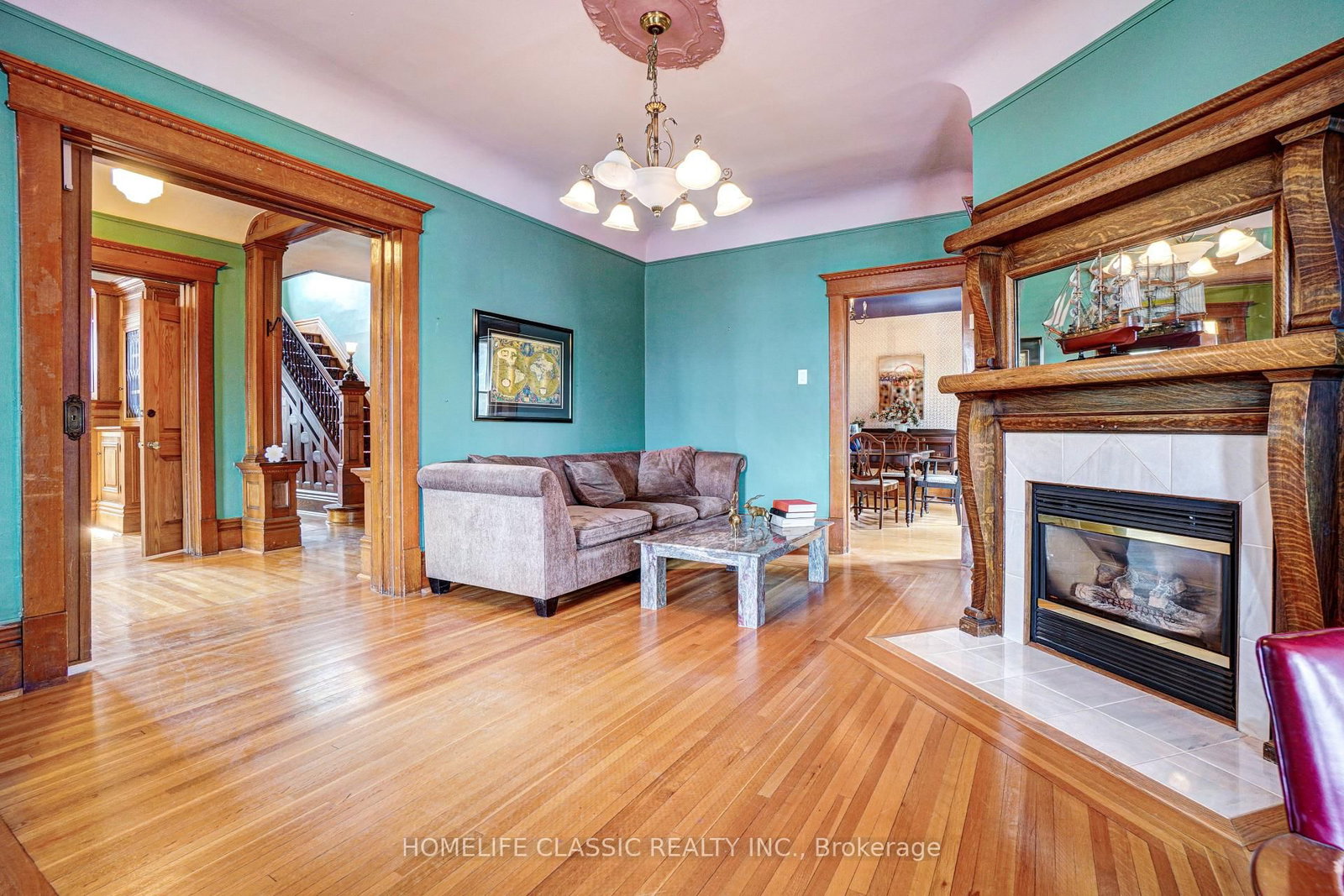 Listing Image 7