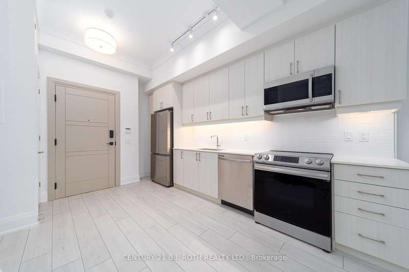 220 - 1 HUME St, Collingwood, L9Y 0X3 | Image 3