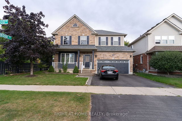 1 Ramblewood Drive