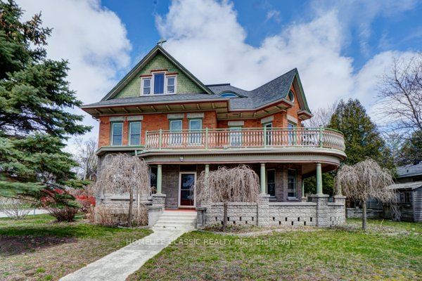 83 Berczy Street
