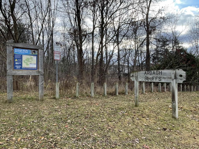 49 Eaglestone Lane, Barrie, L4N 0J3 | Image 2