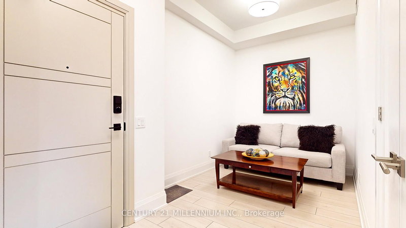 410 - 1 Hume St, Collingwood, L9Y 0X3 | Image 3