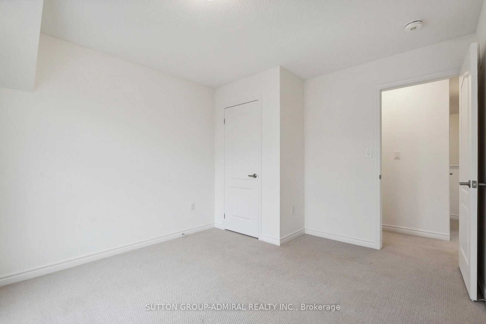 Listing Image 30