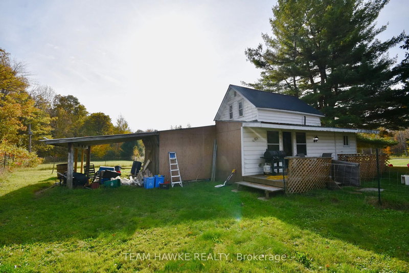 2645 St Amant Rd, Severn, L0K 1S0 | Image 2