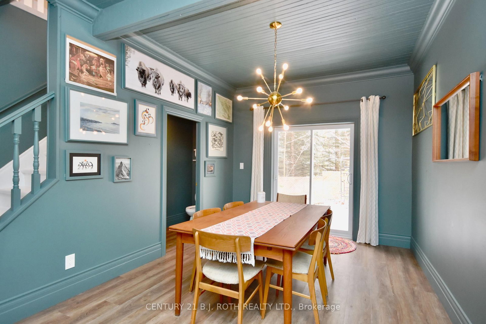 Listing Image 7