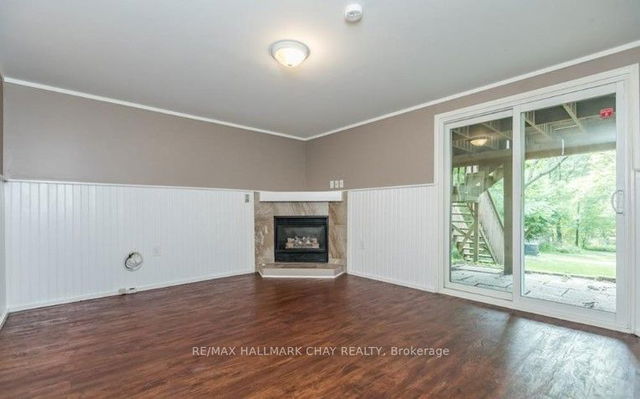 lower - 33 B Grove Street