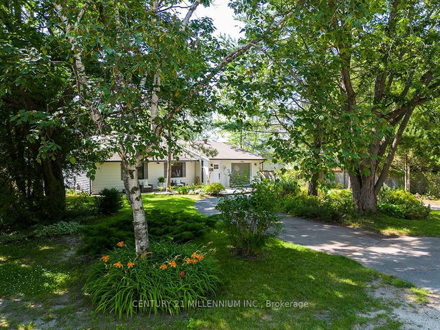 2284 Tiny Beaches Road