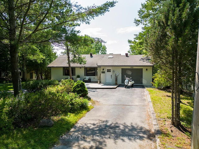 2284 Tiny Beaches Road
