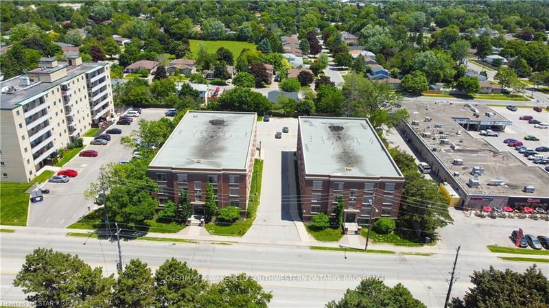 359-363 Duckworth St, Barrie, L4M 3X8 | Image 2