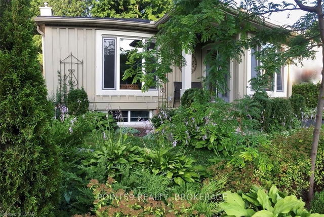 141 PARKVIEW Avenue