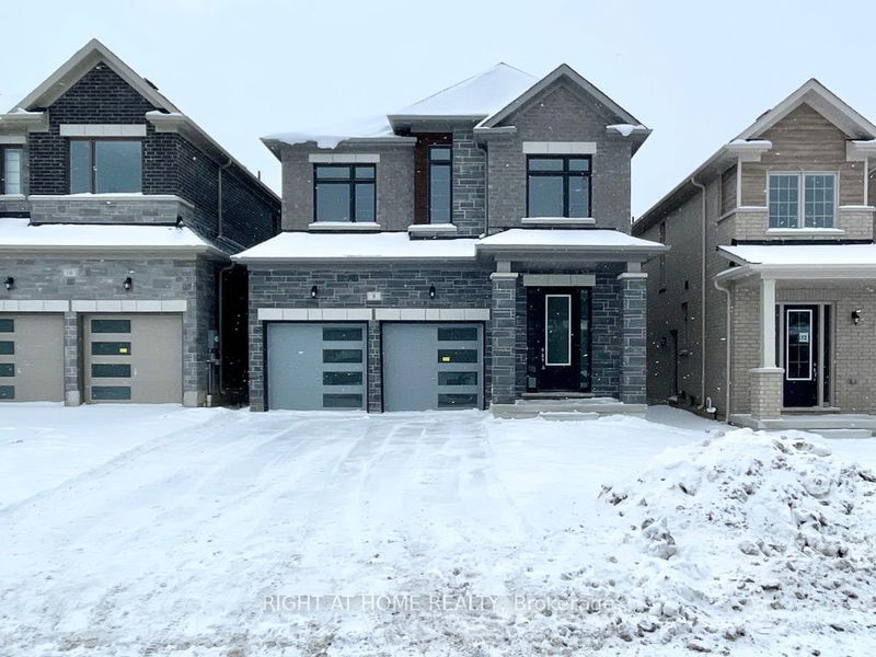 home for lease on 8 Sassafras Road