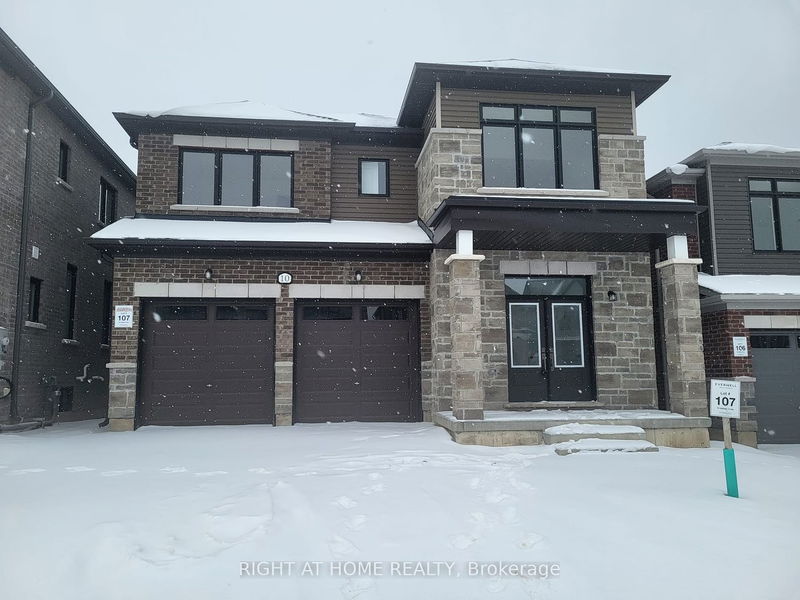home for lease on 10 Abbey Crescent