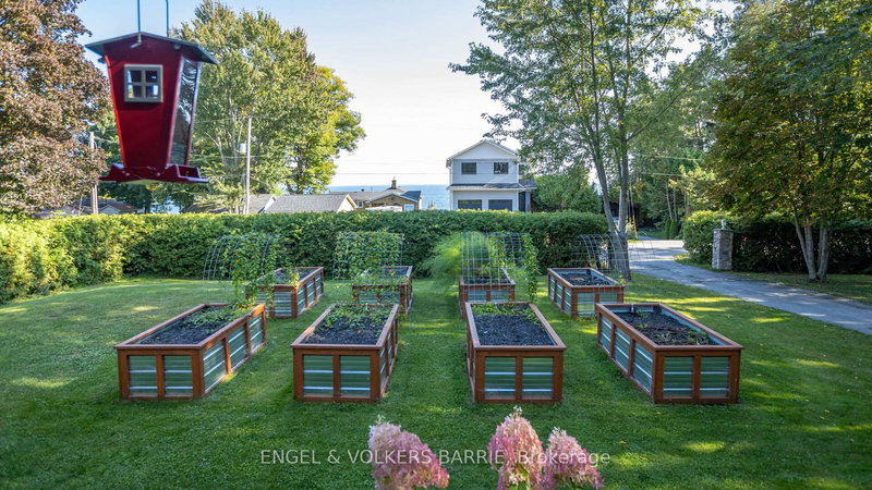 112 Lakeshore Rd W, Oro-Medonte, L0L 2E0 | Image 3