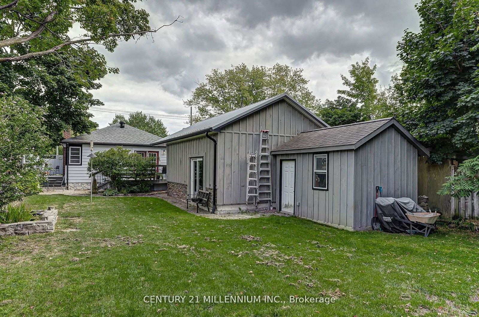 Listing Image 28