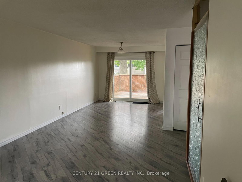 Main - 6 Wall Crt, Barrie, L4M 5A4 | Image 3