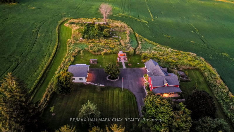 home for sale on 165 4th Line N