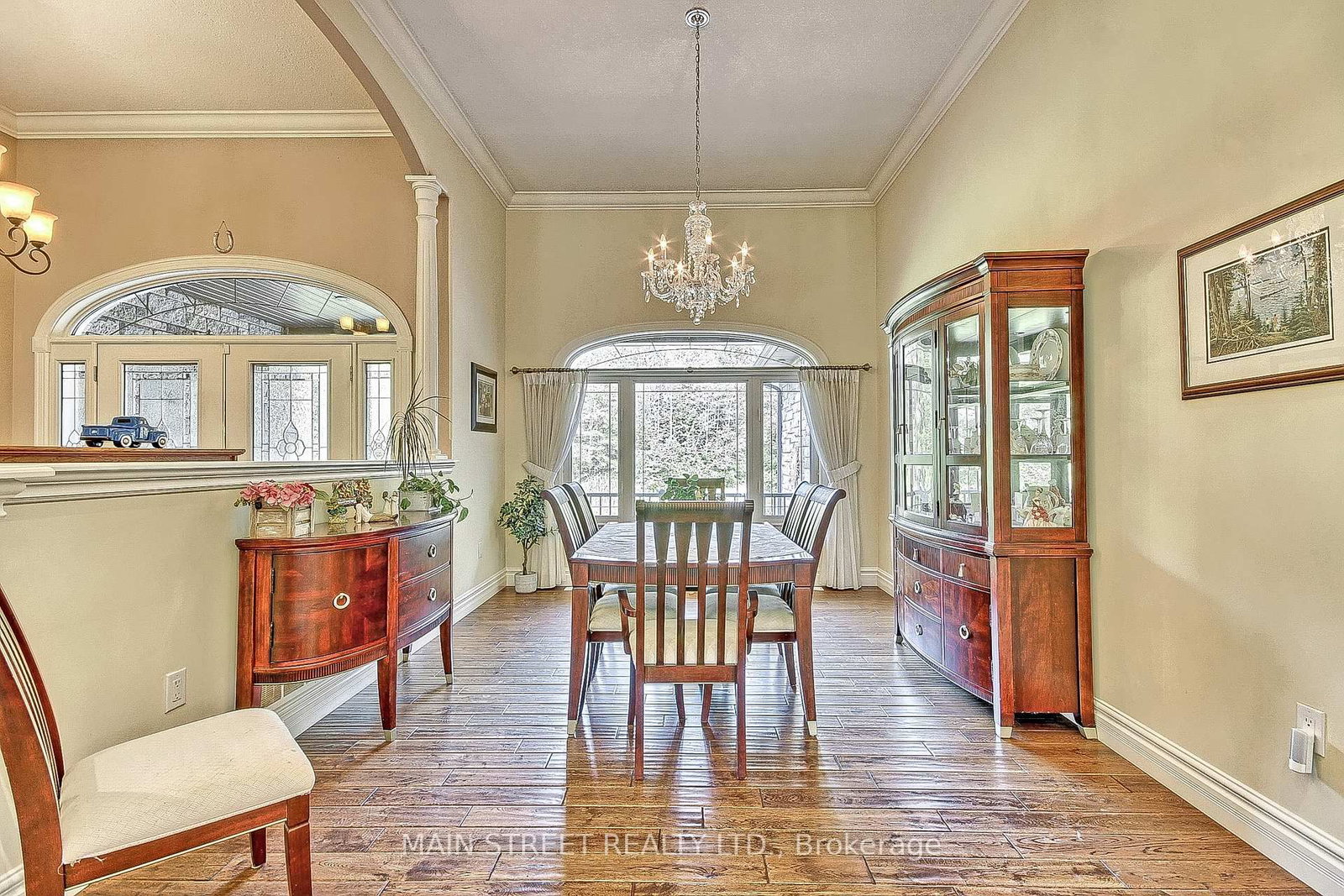 Listing Image 7