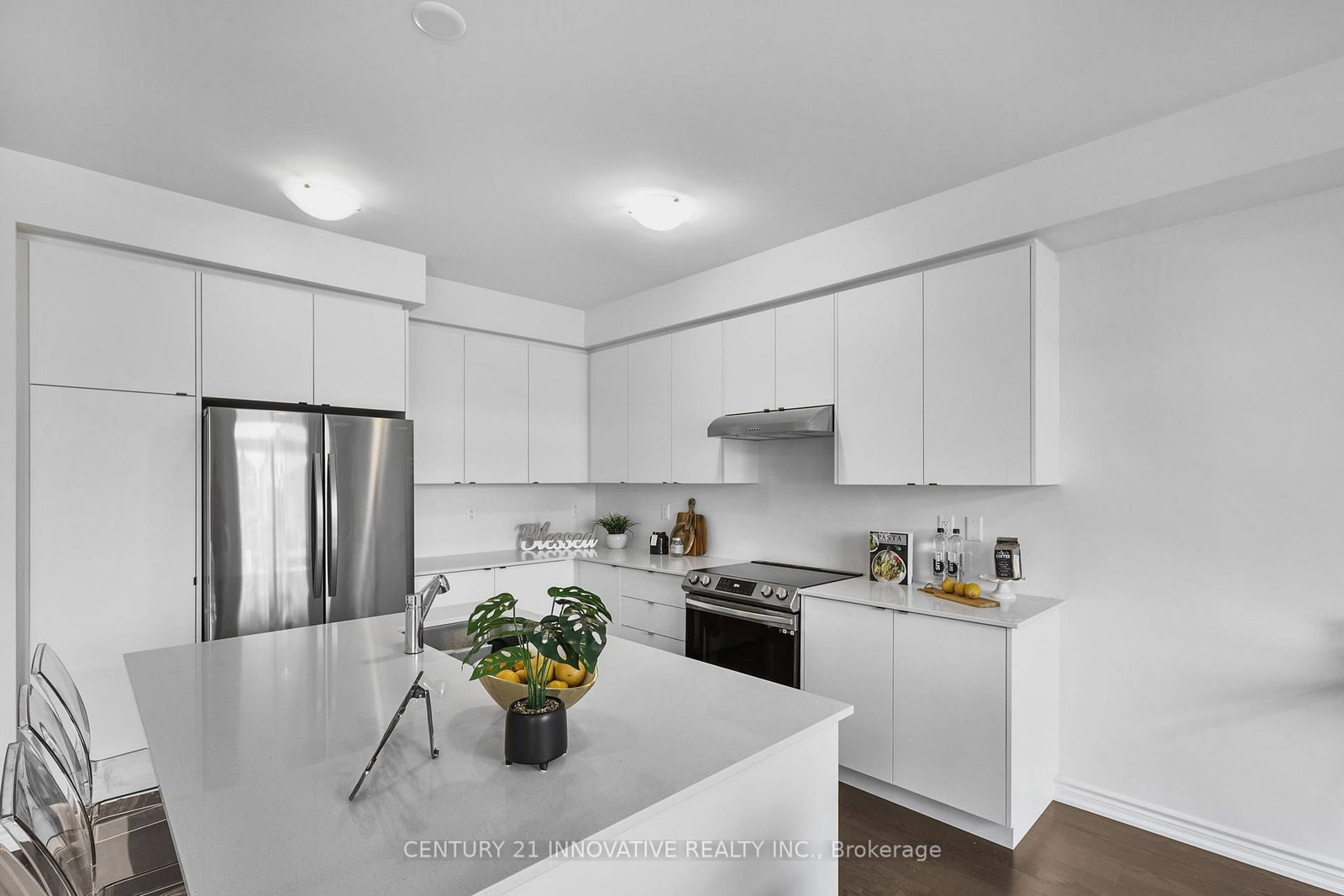 Listing Image 15
