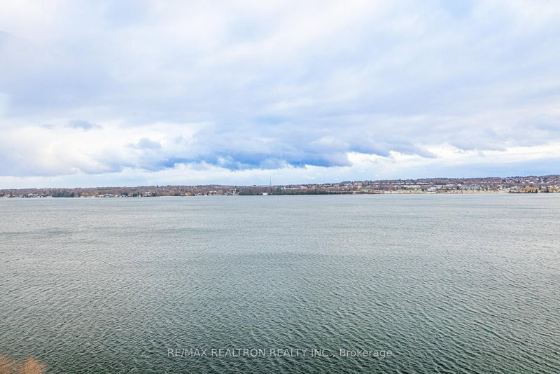 814 - 185 Dunlop St E, Barrie, L4M 1A6 | Image 2