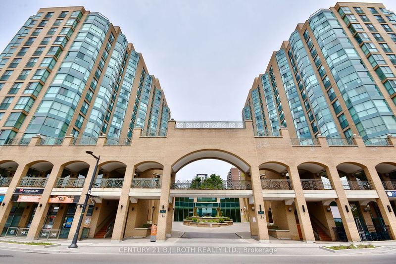 home for sale on 905-140 Dunlop Street E