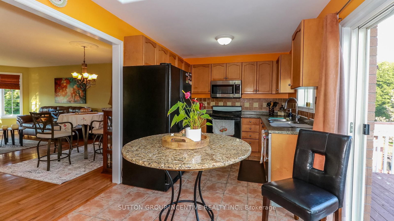 Listing Image 13