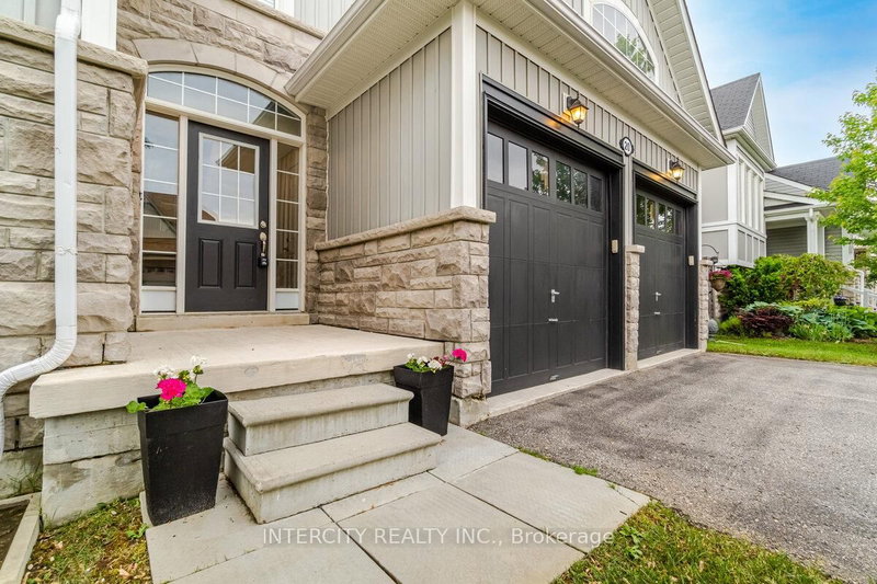 20 Leeward Circ, Wasaga Beach, L9Z 0E9 | Image 2