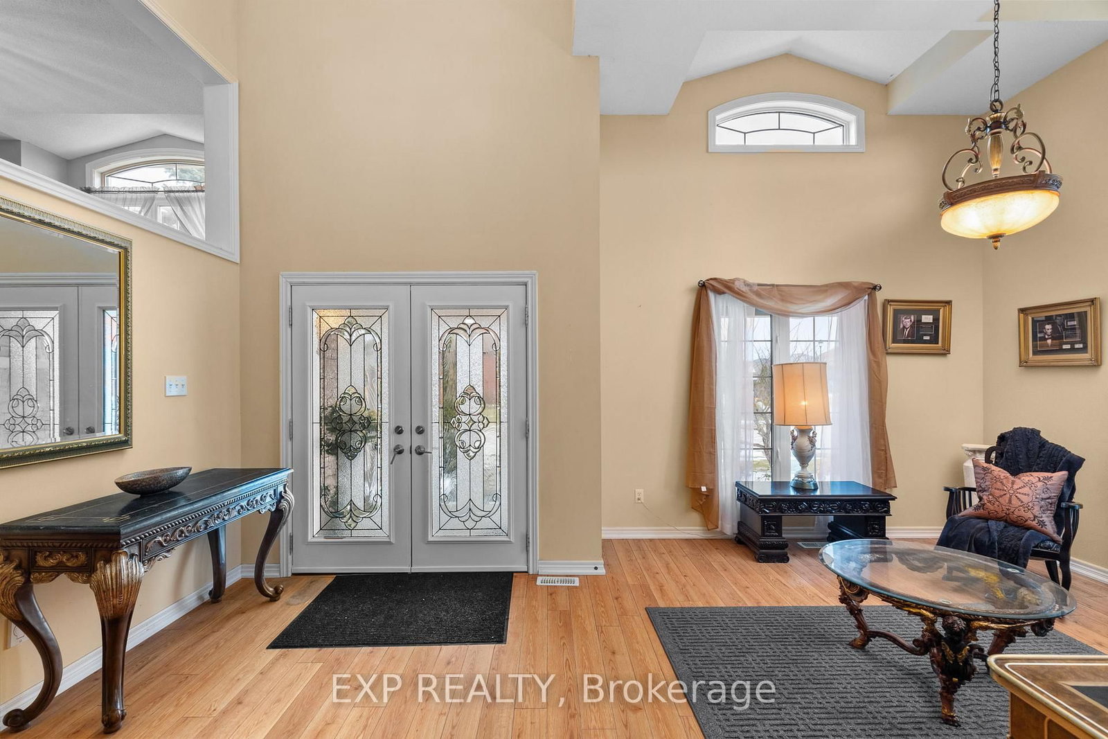 Listing Image 5