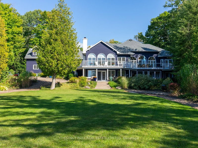 679 Sandy Bay Rd, Tiny, L9M 0H6 | Image 2