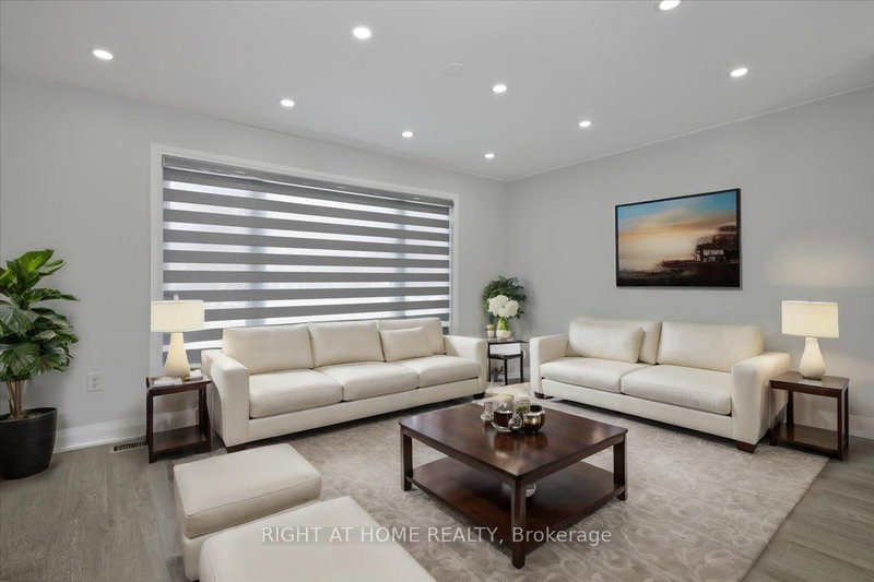66 Peacock Lane, Barrie, L4N 3R9 | Image 2
