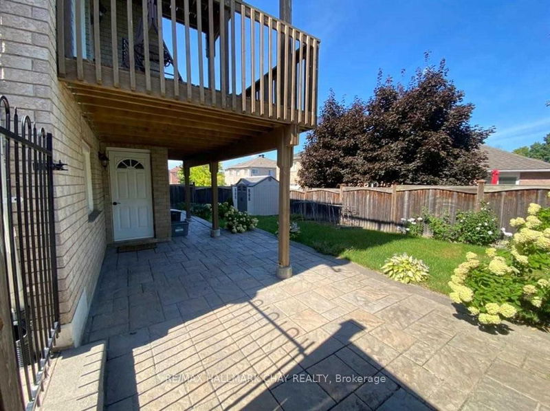 home for lease on Lower-165 Crompton Drive